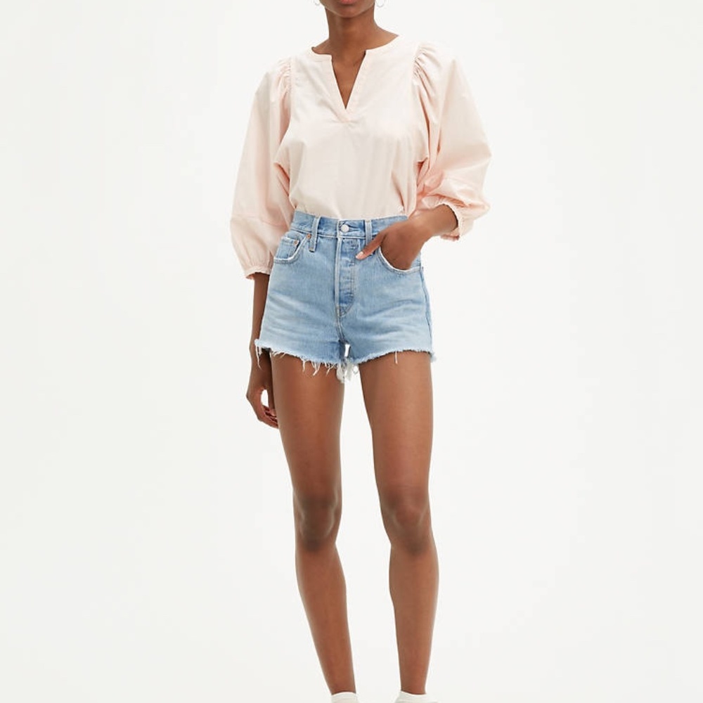 501® ORIGINAL WOMENS SHORTS size 26 NWOT